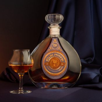 Staklena flaša GLAM 0,7l (sa čepom)